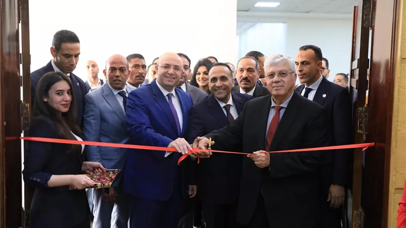  وزير التعليم العالي يتفقد مجمع المعاهد العليا ببني سويف 