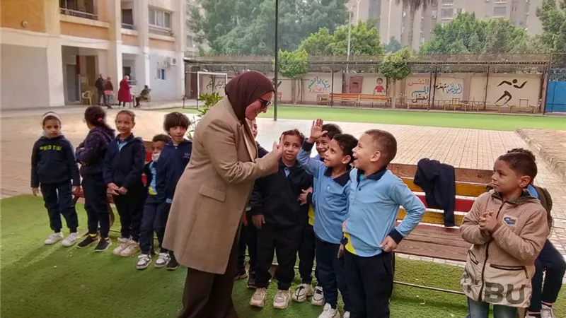 مدير تعليم القاهرة تتفقد مدارس حلوان لمتابعة انتظام العملية التعليمية. صور