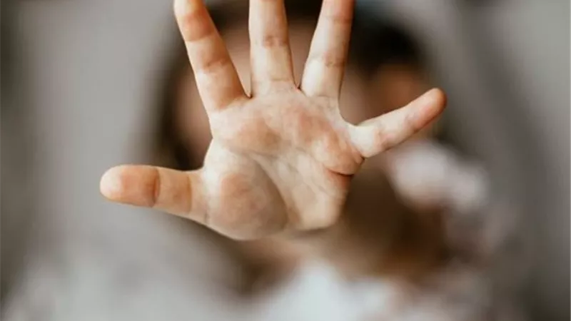 ضبط موظف بإحدى مدارس المقطم لتحرشه بطفل