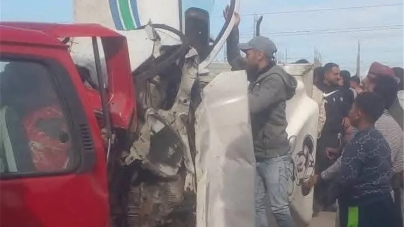 إصابة شخص في حادث تصادم 3 سيارات على طريق القنطرة العريش 