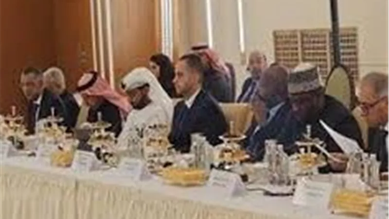 وزارة الصحة تشارك في مائدة مستديرة حول دور آليات التمويل الإسلامي