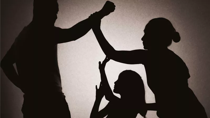 سامية خضر: الإعلام ودراما «البلطجة» سبب العنف الوحشي في المجتمع |خاص