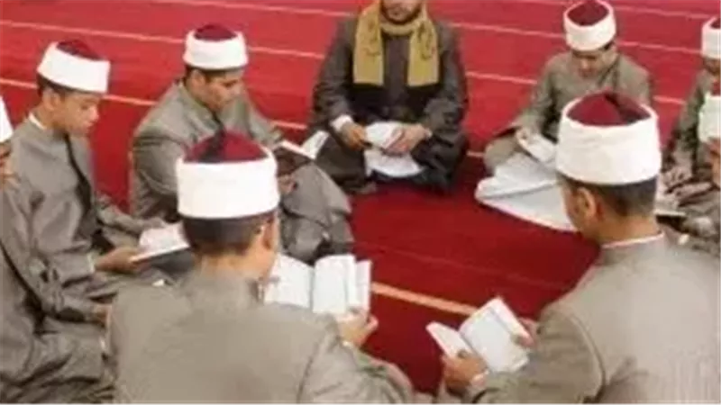 32 مقرأة بالمساجد الكبرى في المنيا