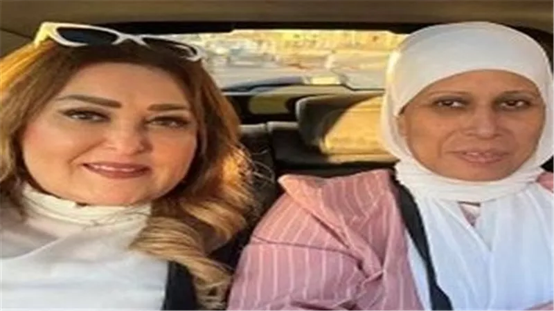 بسبب وفاة سكرتيرتها..  نهال عنبر في حالة اكتئاب شديدة| خاص