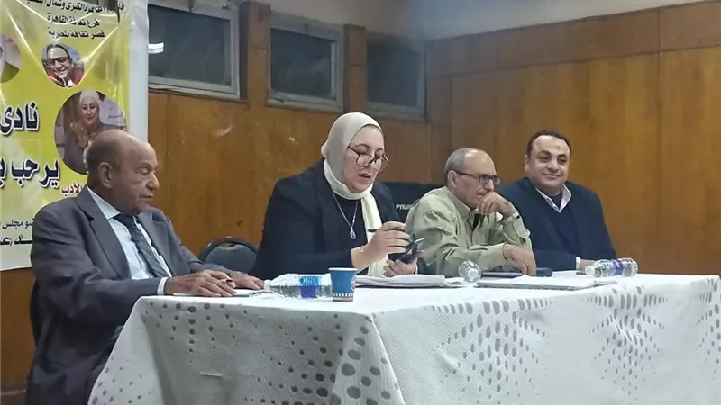 أدب ونقد وتراث شفهي.. لقاءات أدبية ثرية بقصور الثقافة بالقاهرة
