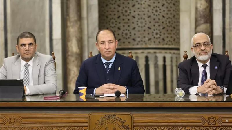الأزهر: العدة شُرعت لمنع خلط الأنساب والحفاظ على البيوت 