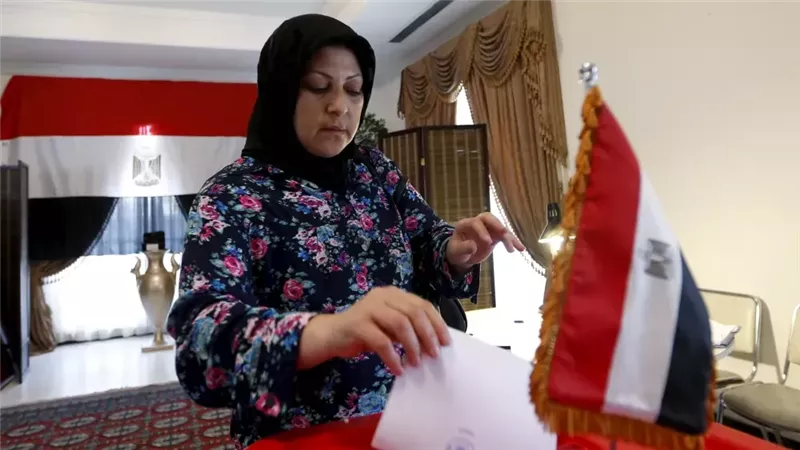 هيثم عمران: المصريون في الخارج يعلقون آمالا كبيرة على البرلمان المقبل