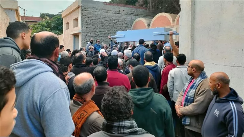 تشييع جنازة النبوية الزيادي رائدة العمل الخيري في بيلا بكفر الشيخ|صور