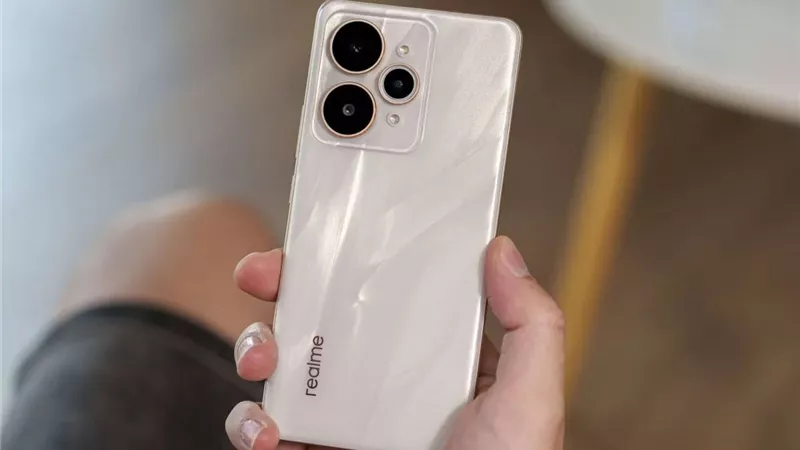 «ريلمي» تطلق هاتف Realme 16 Pro.. تعرف على موعد طرحه بالأسواق 