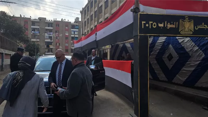 محافظ القليوبية يتفقد جاهزية لجان الإعادة لانتخابات مجلس النواب 2025