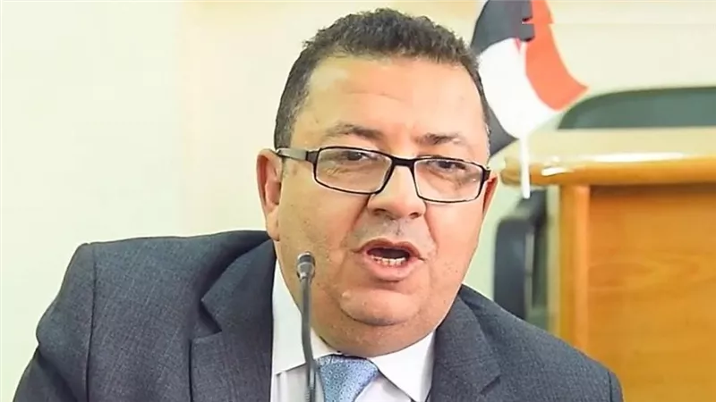 قبل الامتحانات.. عميد حقوق أسيوط: مصلحة الطالب أولا|خاص