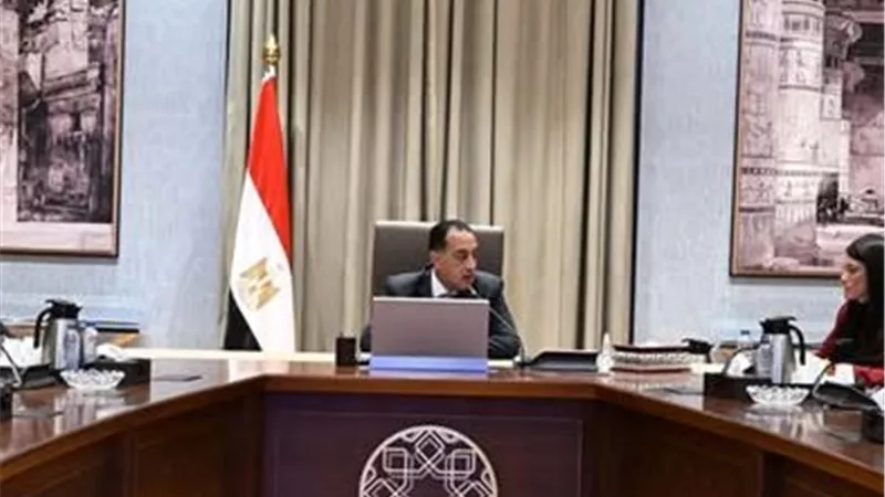 الحكومة: الدين الخارجي  ضمن الحدود الأمنة وخطة لمبادلته بالاستثمارات