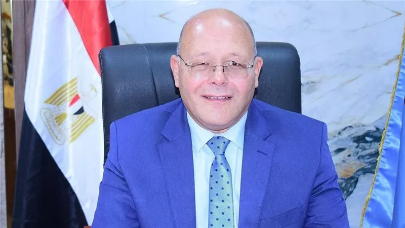 بالمستندات|بحث منشور ورسالة منسوخة.. اتهامات بسرقات علمية بجامعة سوهاج|خاص