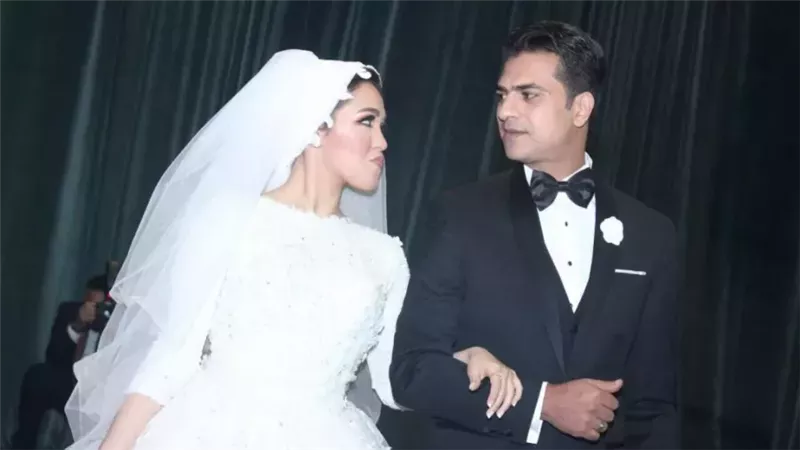 طلاق بالثلاثة.. مصطفى أبو سريع يعلن انفصاله بعد زواج 8 سنوات: أم مثالية