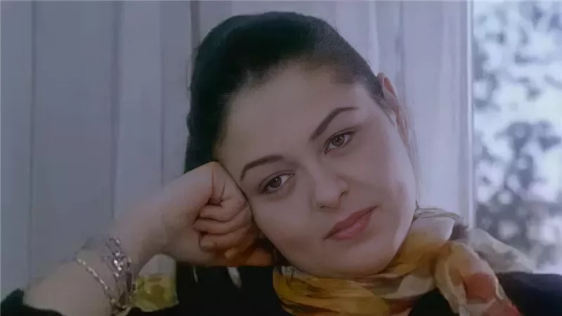 مصرع الفنانة نيفين مندور بطلة 