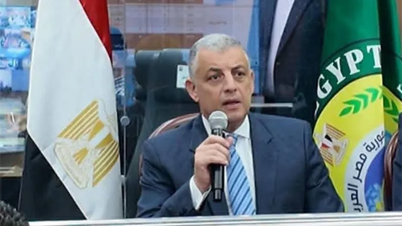 محافظ الإسماعيلية يتابع فتح مقرات انتخابات الإعادة بمجلس النواب 2025