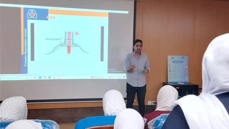  تدريب الفرق الطبية بجامعة الإسماعيلية الأهلية على الإنعاش القلبي الرئوي 