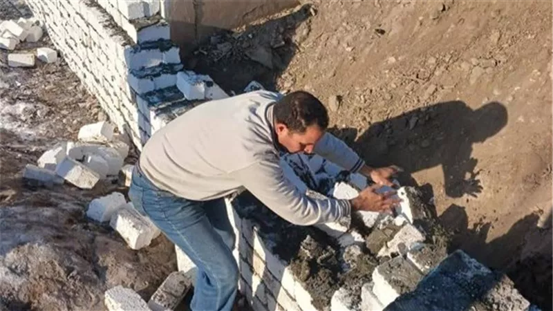 إزالة 3 مخالفات بناء في أبو قرقاص بالمنيا