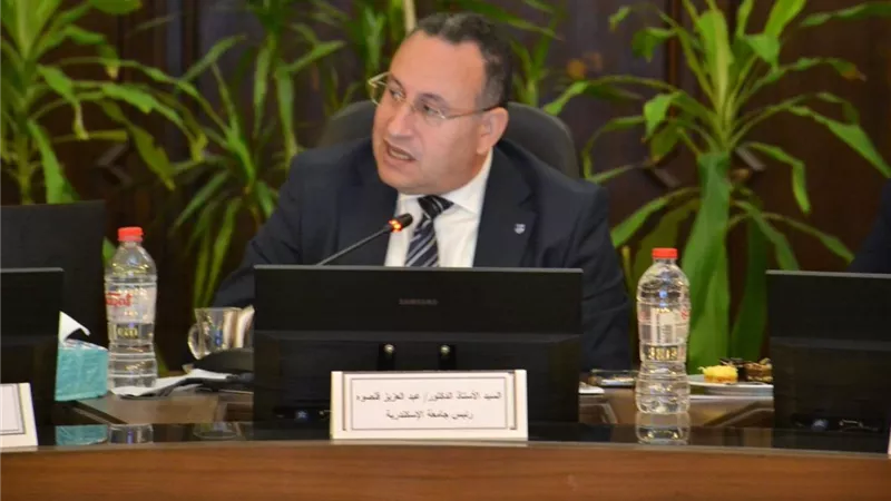 جامعة الإسكندرية تستضيف لجنة جائزة مصر للتميز الحكومي