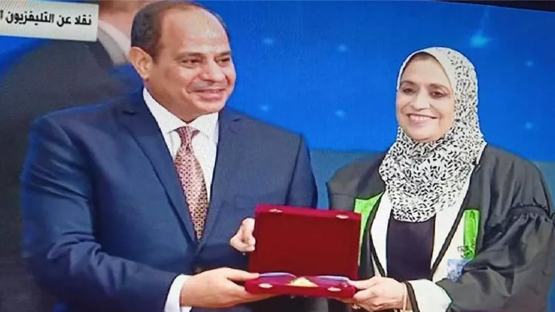 مصرع الدكتورة إيمان خضر بجامعة أسيوط فى حادث مروري بالمنيا 