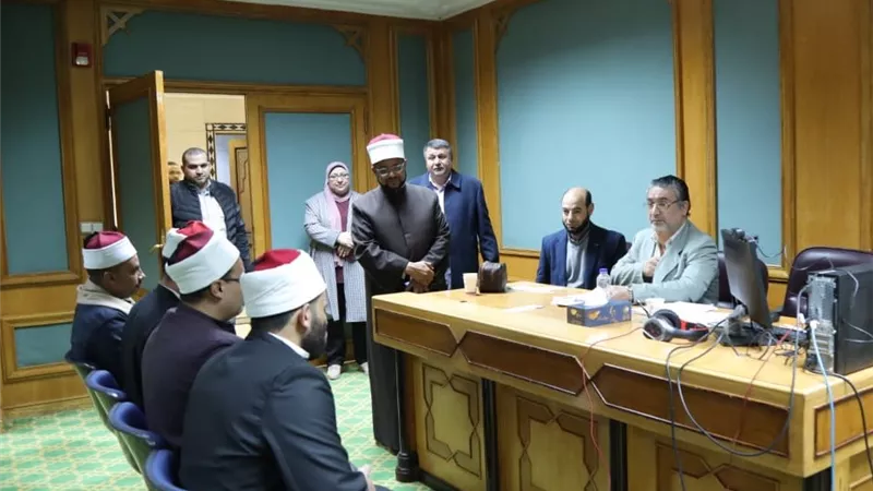 «الجندي» يتابع ميدانيًّا اختبارات الابتعاث ويؤكد: المبعوث الأزهري سفير علم