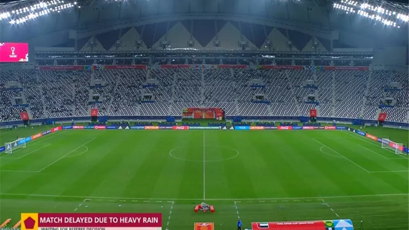 هل تُستكمل مباراة السعودية والإمارات بكأس العرب؟| قرار رسمي مرتقب
