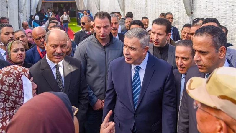 8 آلاف فرصة عمل.. محافظ الإسكندرية يطلق الملتقى التوظيفي لخريجي المدارس 