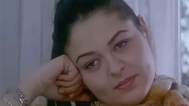 لقطات من تشييع جثمان الفنانة نيفين مندور