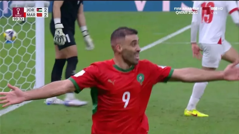 البديل الذهبي ..حمدلله يسجل الهدف الثالث للمغرب أمام الأردن بنهائي كأس الع