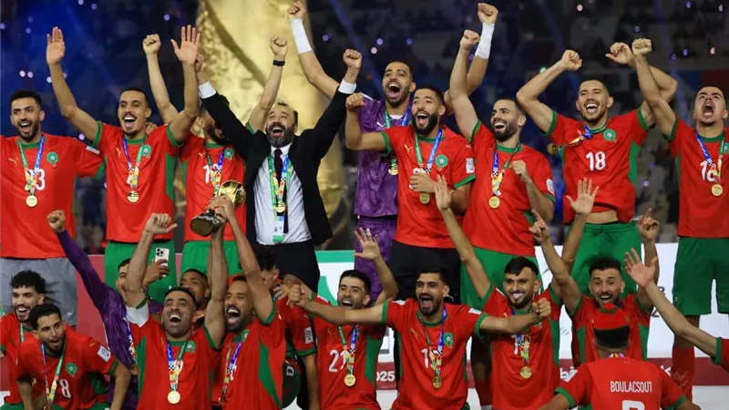 مدرب مغربي يعلن حصوله على الجنسية الأردنية بعد نهائي كأس العرب 
