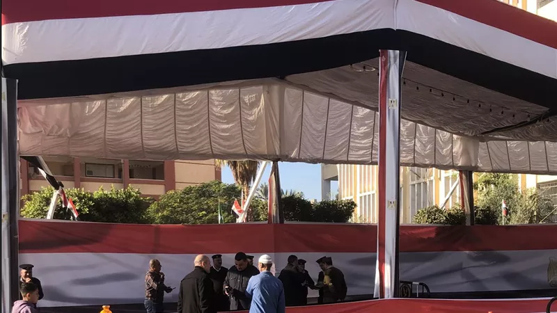 تقدم أحمد حلمي بدائرة العاشر من رمضان بمحافظة الشرقية 