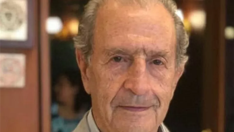 رئيس الإكوادور ينعى سلفه رودريجو بورخا.. رحل عن عمر يناهز 90 عامًا