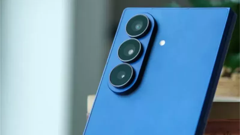 تسريبات جديدة عن كاميرا هاتف Galaxy Z Fold 8.. إليك أهم التفاصيل