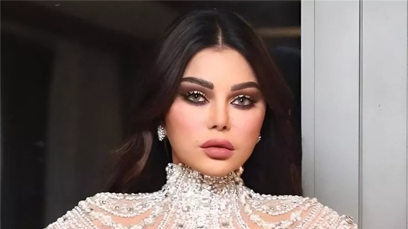 «شنطة هيفا بـ 16 مليون وساعة مي عمر بـ 5».. أغلى إطلالات الفنانات في 2025