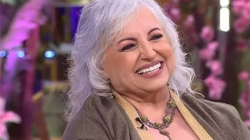 نيفين علوبة تحتفل بالكريسماس على مسرح الجمهورية بالأوبرا