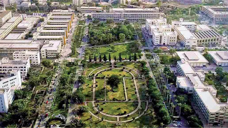 «تجارة المنصورة» تحصل على اعتماد المجلس الأعلى للجامعات في التحول الرقمي