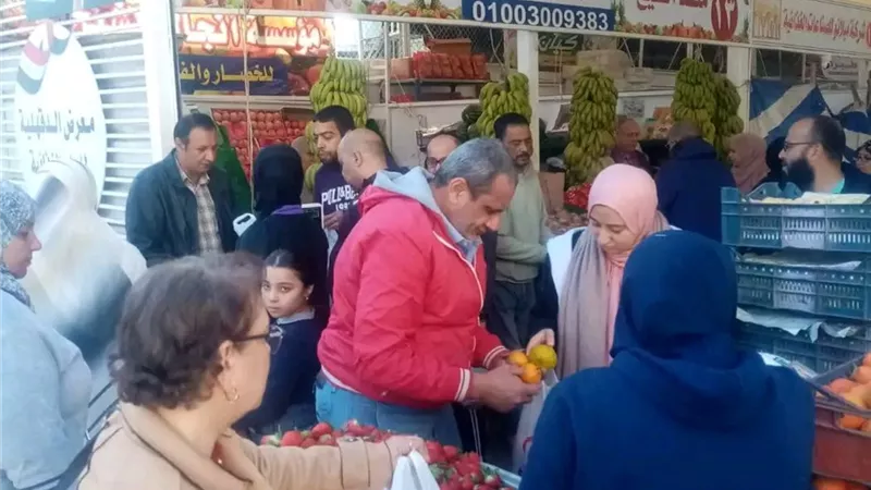 طرح سلع بأسعار مخفضة في المنصورة