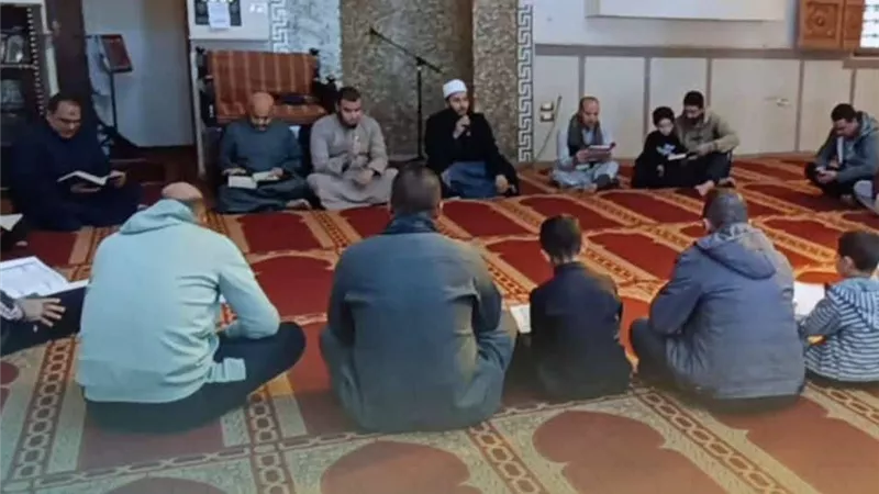 مديرية أوقاف بني سويف تنظم مقرأة الجمهور لتعزيز الثقافة القرآنية