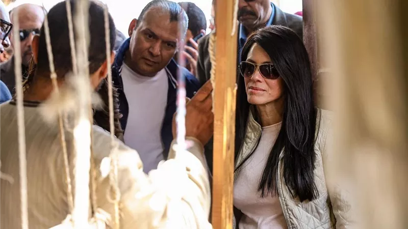 التخطيط: تنفيذ 6 محطات تنقية مياه شرب وتوصيل الغاز لـ 4200 وحدة بالأقصر