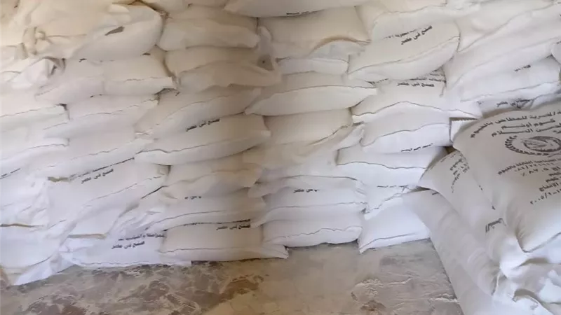 حملات تموينية بالفيوم تسفر عن ضبط طن أسمدة زراعية محظور تداولها