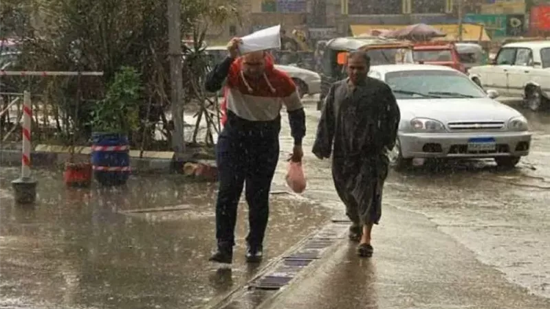 «ذروة الانقلاب الشتوي».. رئيس الفلك يوضح أطول ليالي العام وتقلبات يناير