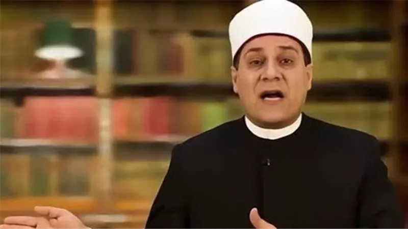 مظهر شاهين يطالب صناع فيلم «الست» بالتبرع بأجورهم لـ«تحيا مصر»