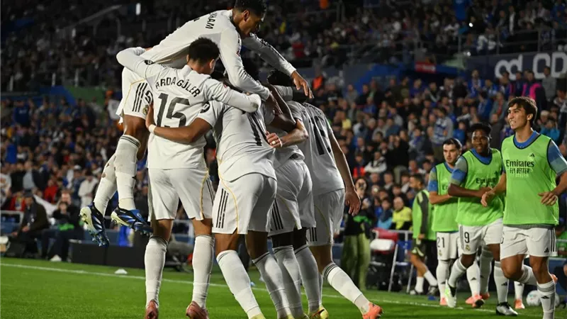 مبابي يقود هجوم ريال مدريد أمام إشبيلية في الدوري الإسباني