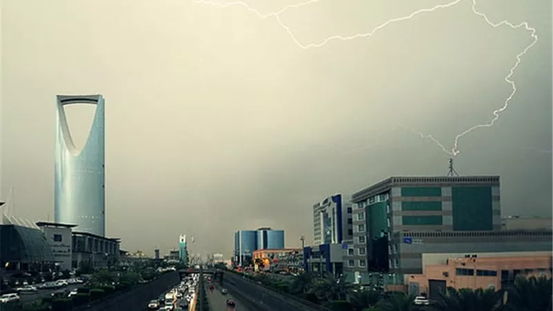 احذروا.. خبير مناخ: طقس غير مسبوق يضرب منطقة الخليج|فيديو