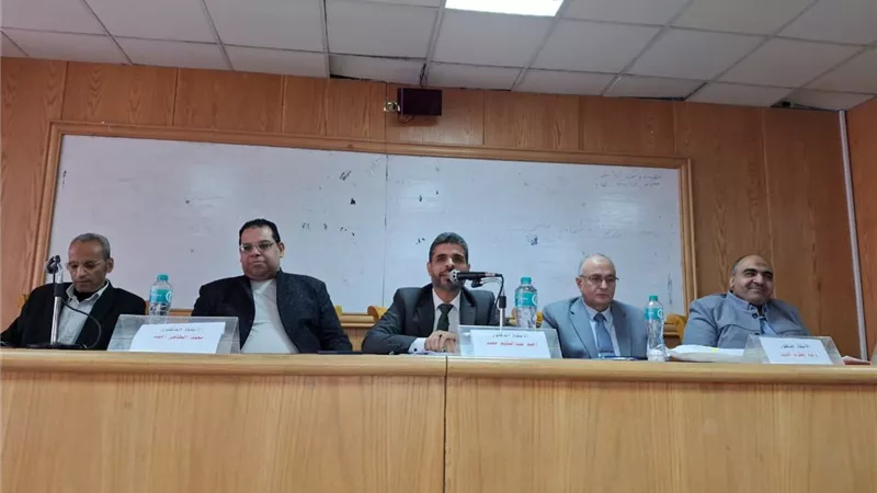 ألسن عين شمس تحتفي باليوم العالمي للغة العربية بحضور نخبة من العلماء 