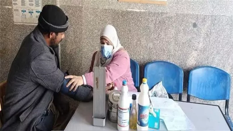 تقديم 1145 خدمة طبية خلال قافلة مجانية بقرية حلوة في مركز مطاي بالمنيا 