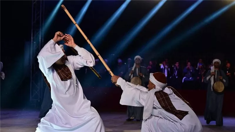 «عصا تحيي التاريخ».. التحطيب يعود إلى ساحة الأقصر