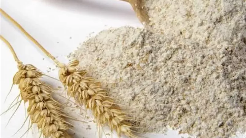 التحفظ على 13 طن دقيق بلدي قبل بيعه بالسوق السوداء