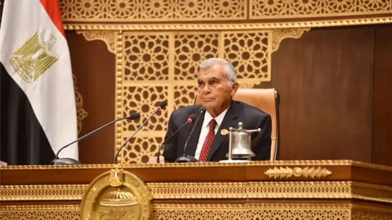 أبرزها قانون التأمينات.. إحالة 5 تشريعات للجان النوعية بـ