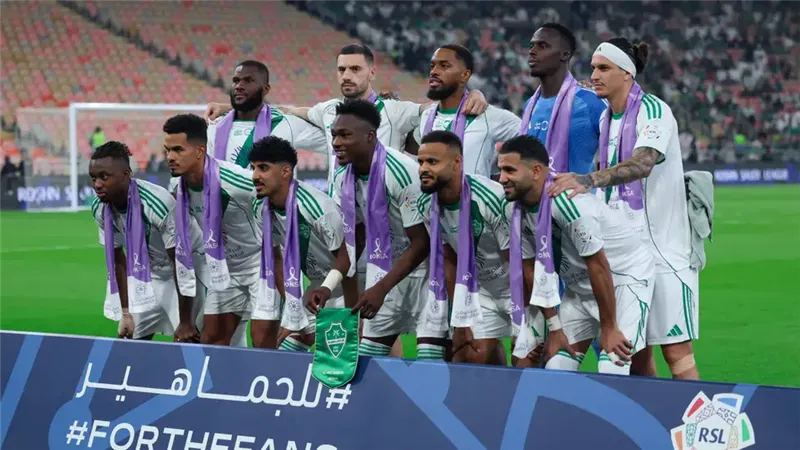 أهلي جدة يزيح الستار عن قميصه الثالث للموسم الحالي